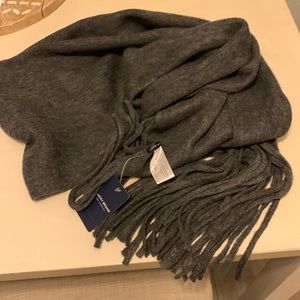 Gray lucky brand scarf